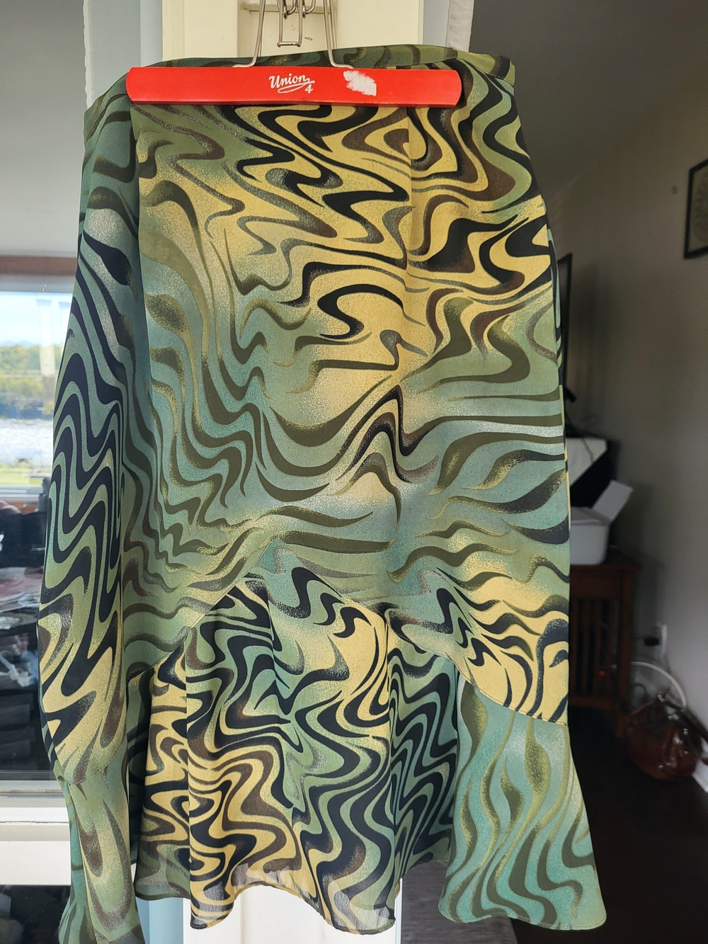 M/L Vintage Asymmetrical Swirl Print A-Line Skirt - Waist Is 15
